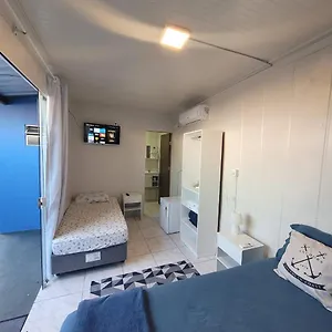 Wavebox Container - Enseada Sao Francisco do Sul